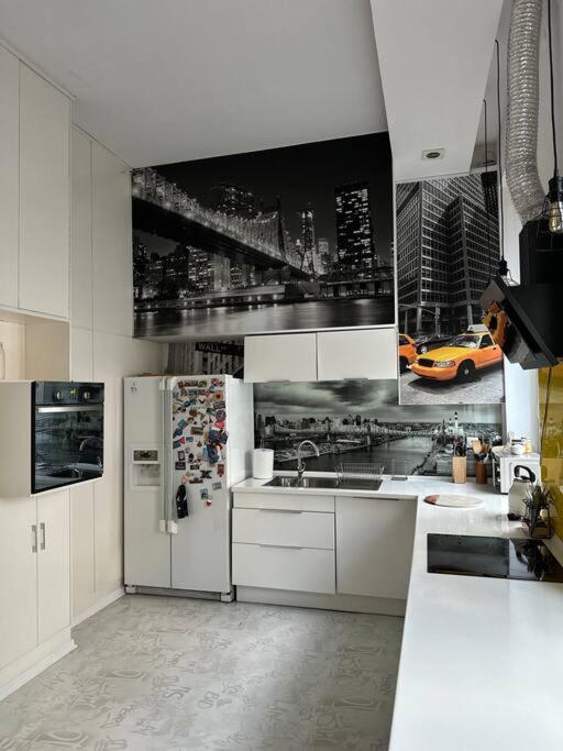 P-122 Piotrkowska Apartment. Лодзь Екстер'єр фото