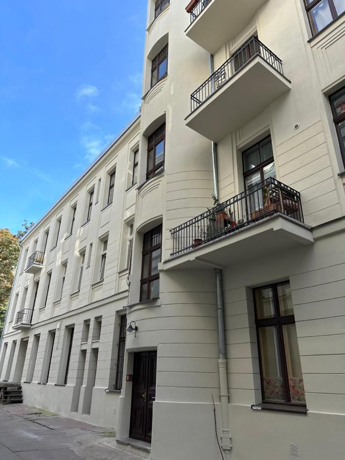 P-122 Piotrkowska Apartment. Лодзь Екстер'єр фото